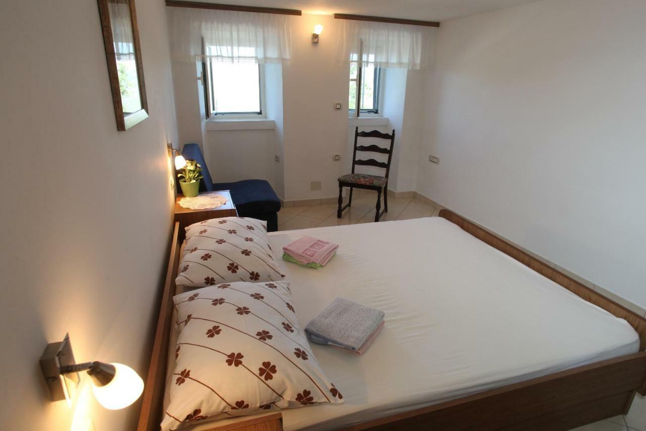 Accommodation Lily Vrana  Exterior foto