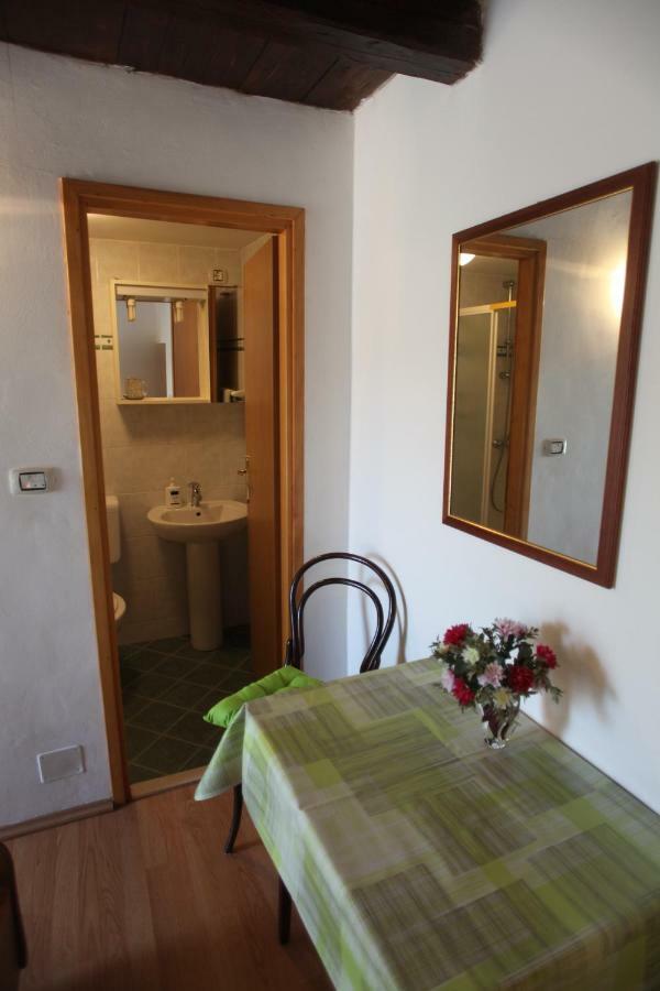 Accommodation Lily Vrana  Exterior foto